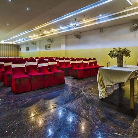 Hotel Akash Sarovar Purulia Exteriör bild