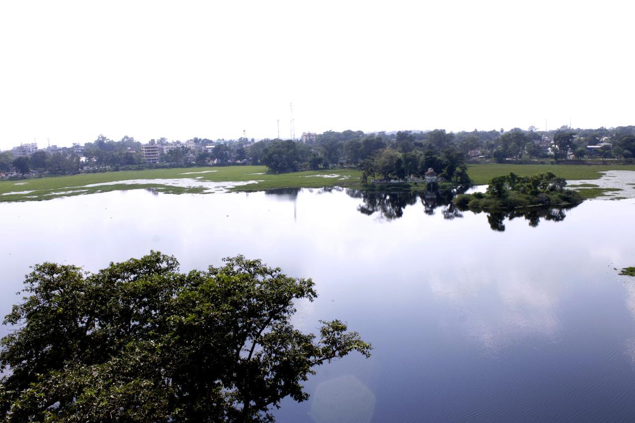 Hotel Akash Sarovar Purulia Exteriör bild