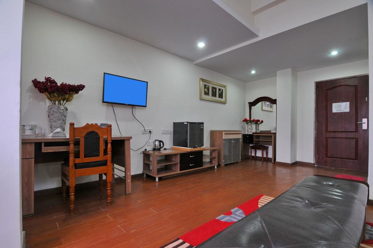 Hotel Akash Sarovar Purulia Exteriör bild