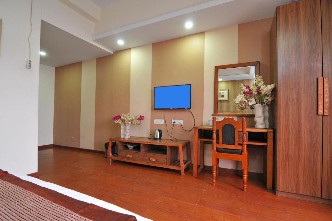 Hotel Akash Sarovar Purulia Exteriör bild
